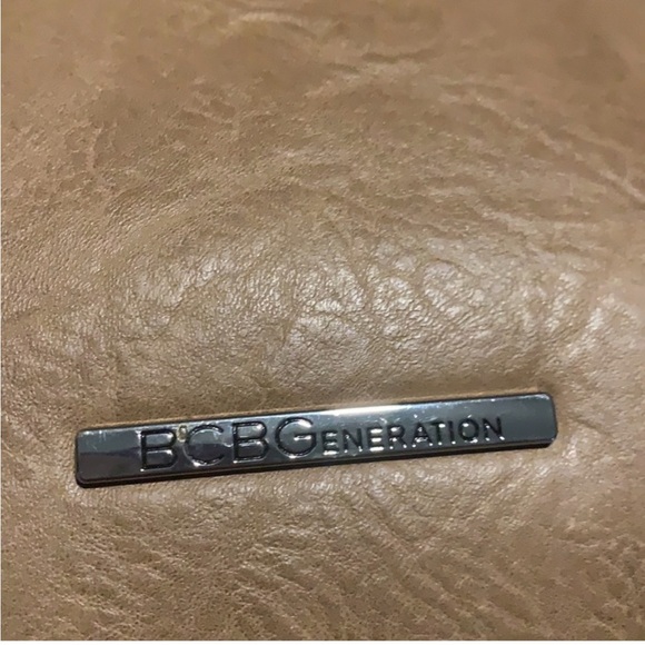 BCBG Generation Saddle Bag (shoulder bag) - Picture 6 of 6